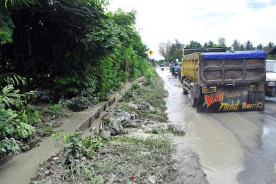 Lumpur di trans Palu - Dolo