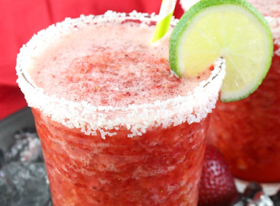 Non-Alcoholic Frozen Strawberry Margarita #drink#fresh