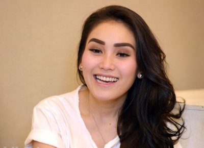 yang akan selalu menawarkan pelayanan terbaik dengan menawarkan biografi penyanyi Download Lagu Ayu Ting Ting Lengkap 
