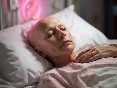 علامات تنذر بقرب موت مريض السرطان