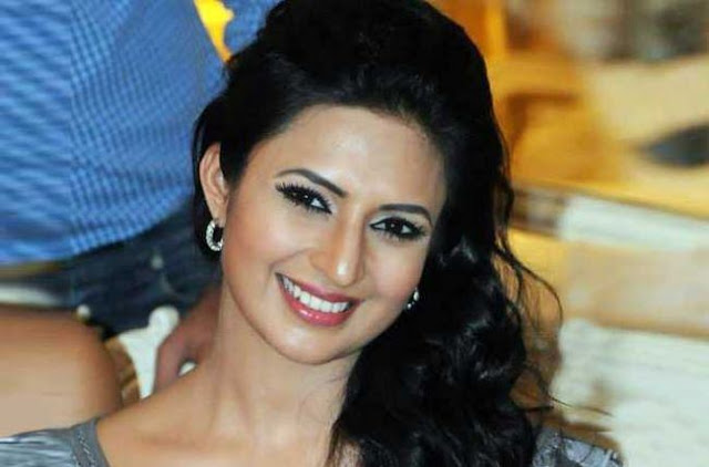 Divyanka Tripathi Mohabbatein