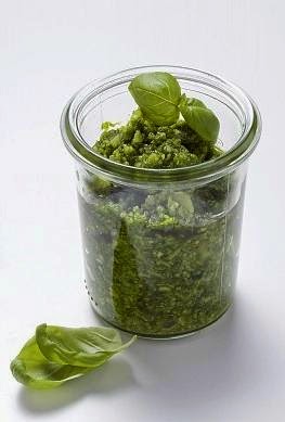 Salsa pesto sin piñones