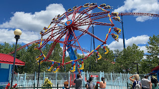 Supergirl Sky Flyer Ride Six Flags New England