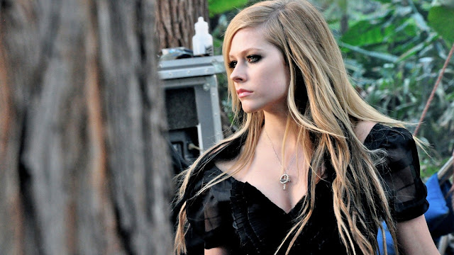 Avril Lavigne Hd Wallpapers