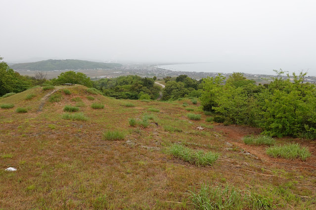 鳥取県西伯郡大山町妻木 鳥取県立むきばんだ史跡公園 洞ノ原 西側丘陵