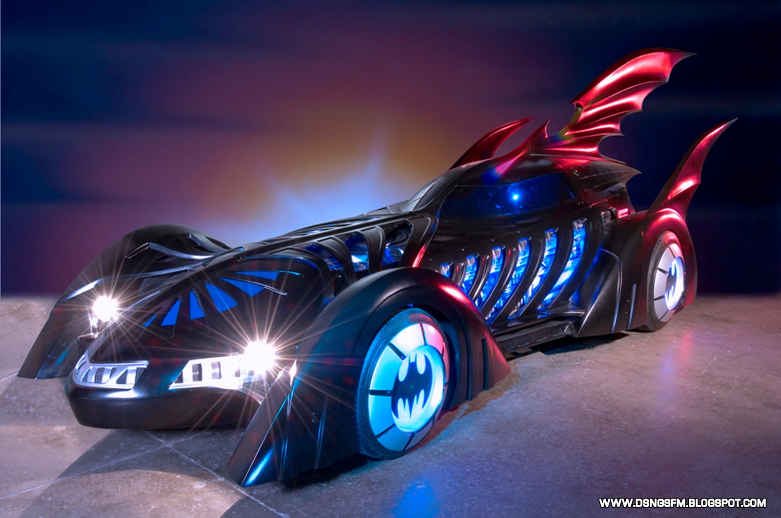 DSNGS SCI FI MEGAVERSE  REAL LIFE NISSAN BATMOBILE  PLUS OTHER