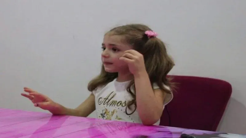 العقل السوري أدهش الغرب.. قصة طفلة سورية تحقق إنجازاً عالمياً فريداً (فيديو)