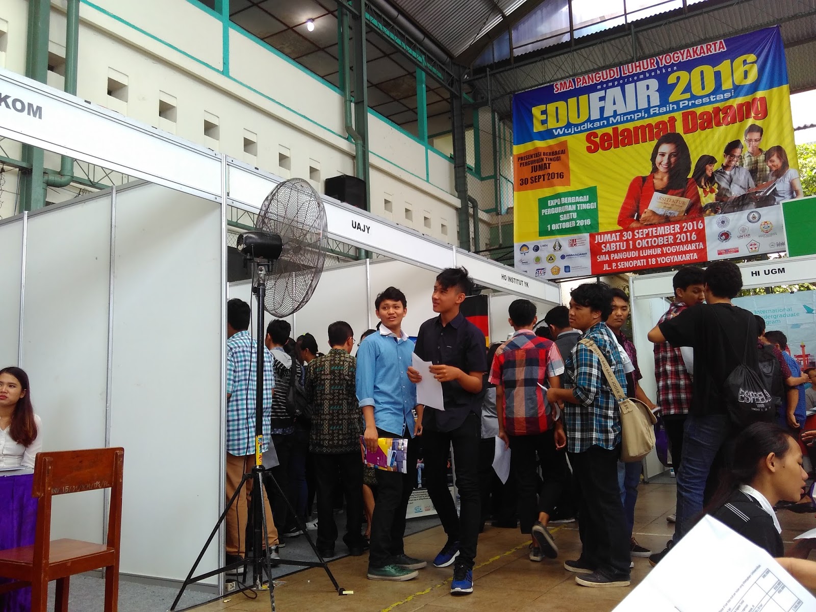 SMA PL Yogya menggelar Edufair Education Fair yang melibatkan 19 perguruan tinggi dari Jakarta Surabaya Yogyakarta seperti UGM Universitas Multimedia
