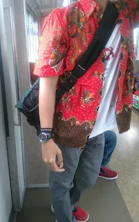 Baju batik Indonesia