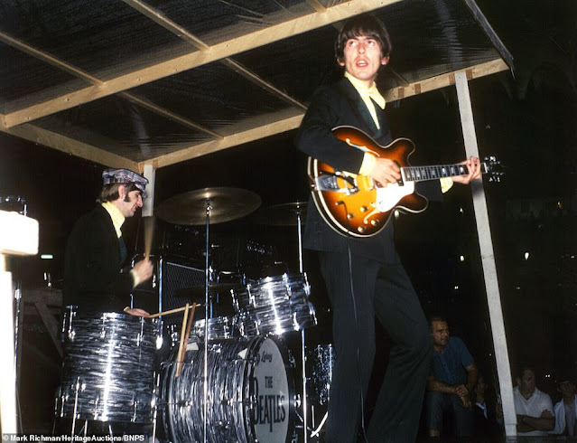 George y Ringo el 21 de agosto de 1966 Busch Stadium in St Louis, Missouri