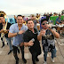 Banda los Recoditos sorprenden con mini-concierto a personas en el Malecón de Mazatlán 
