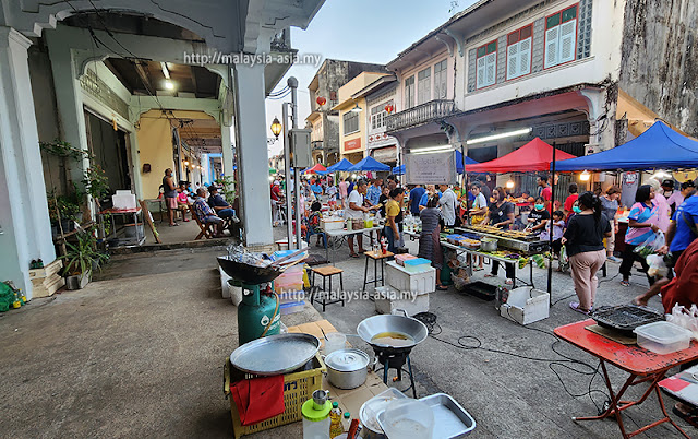 Food Street Market Takuapa