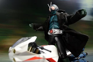 REVIEW SHFiguarts Cyclone [ Shin Kamen Rider ], Bandai