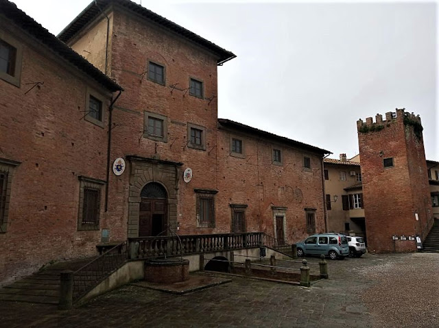 palazzo vescovile di san miniato