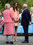 The Duchess teamed her coat with a matching coloured dress which is said to . (nh )