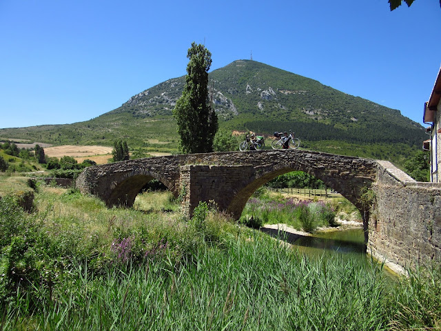 Puente medieval de Monreal