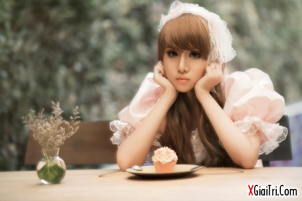 Em còn ngọt hơn cả bánh