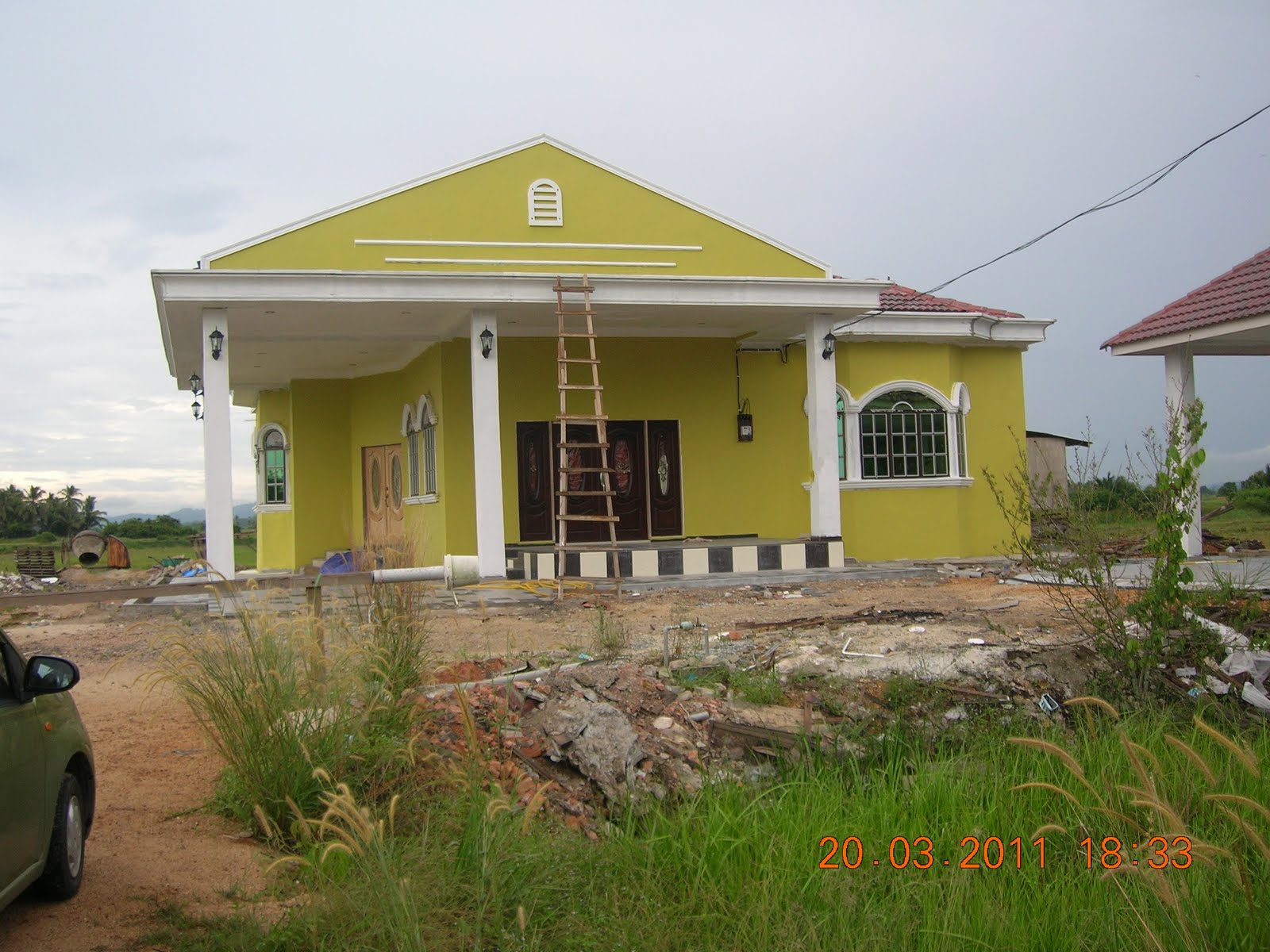 Kombinasi Warna Cat Rumah Biru