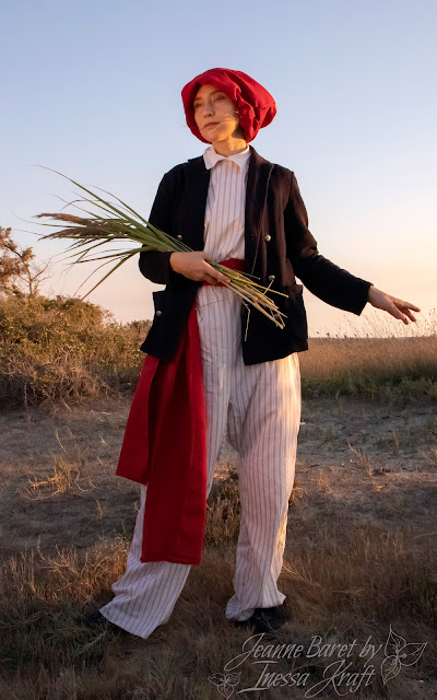 Jeanne Baret by Inessa Kraft, Bougainvillea