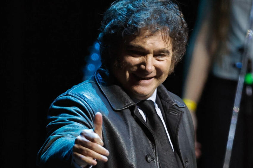 Milei toma essa iniciativa após aprovação da chamada Lei de Bases no Congresso argentino | Foto: EFE/ Juan Ignacio Roncoroni