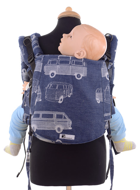 Soft structured babycarrier, adjustable panel, ergonomic hipbelt, welll padded shoulder strapes, wrap conversion.