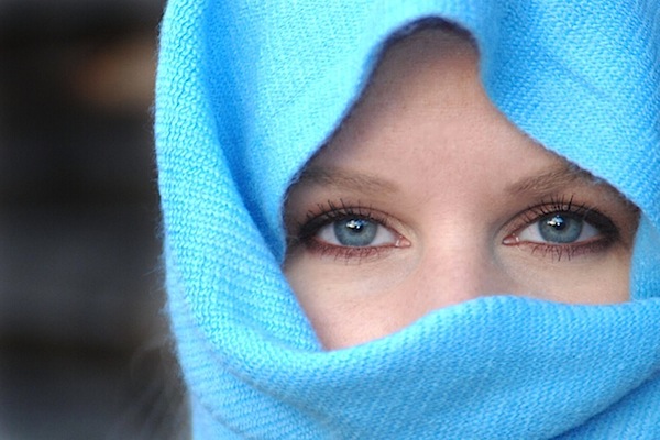 hot celebrities pics photos most beautiful masked or veiling  eyes pictures photos want to say something sex,love or beauty