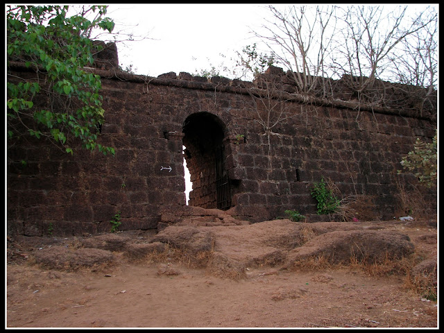 Chapora fort Gate