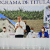 Abinader entrega 985 certificados de títulos de propiedad en Nigua.