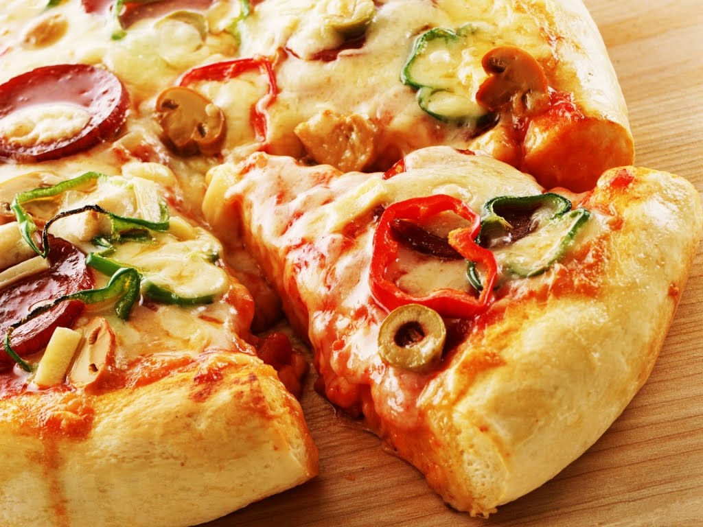 Pizza - download besplatna pozadina za desktop hrana