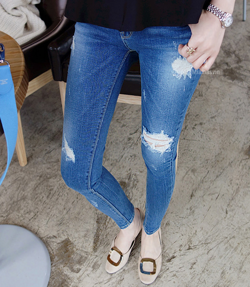 Low Rise Basic Torn Jeans