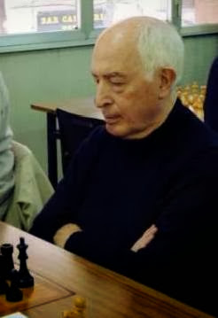 Josep Paredes en una de sus últimas partidas de ajedres