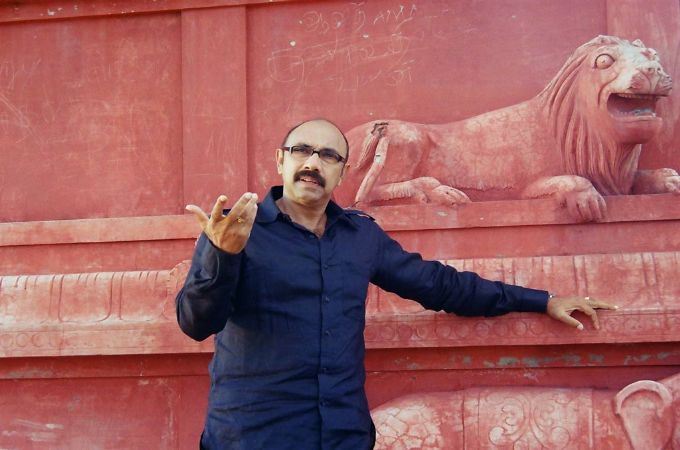 Vengayam Movie Stills