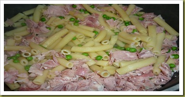 Maccheroncini con prosciutto cotto e piselli (2)