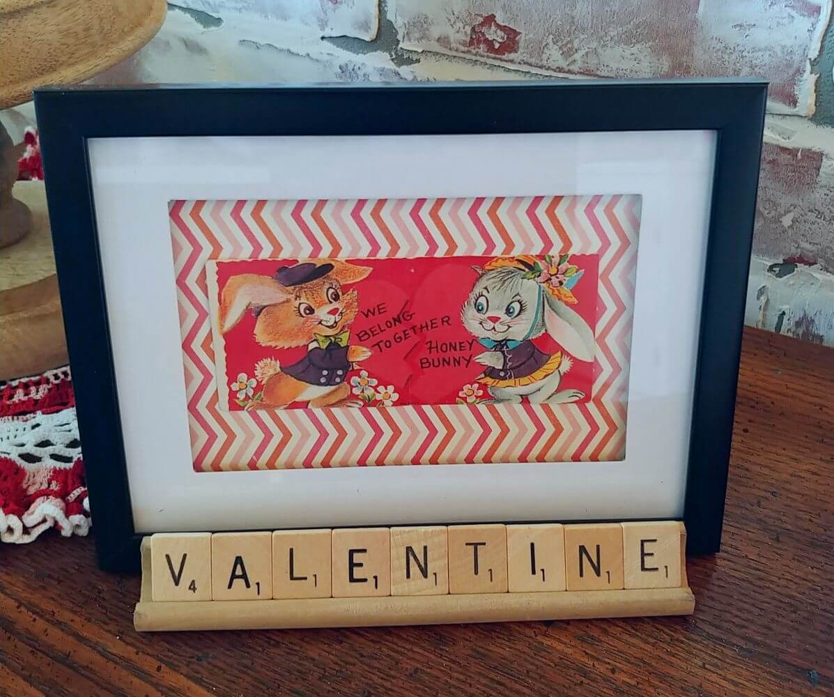 How to Display Vintage Valentines