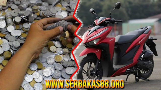 Warga Ponogoro Beli Motor Menggunakan Uang Receh 500 Rupiah