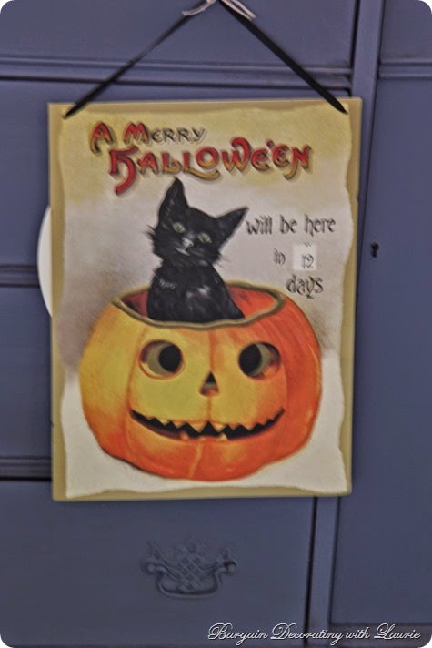 Halloween Decor-Bargain Decorating with Laurie