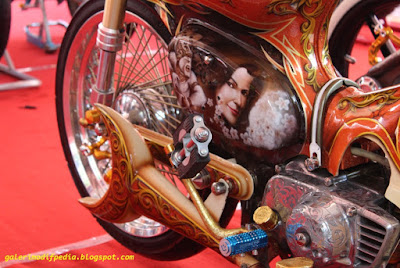 Modifikasi Honda C70 Jawa Kontes Full Body Art