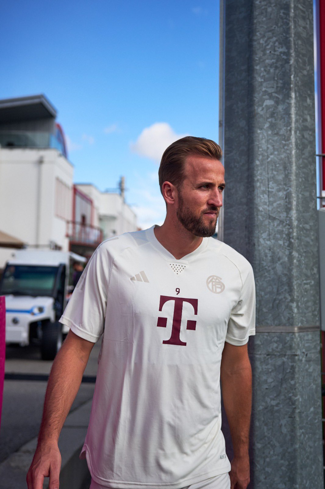 Bayern Munich English striker, Harry Kane, at a press conference ahead of the Uefa Champions League 2023/24 match between Bayern Munich and Manchester United at Allianz Arena on Wednesday 20 September, 2023