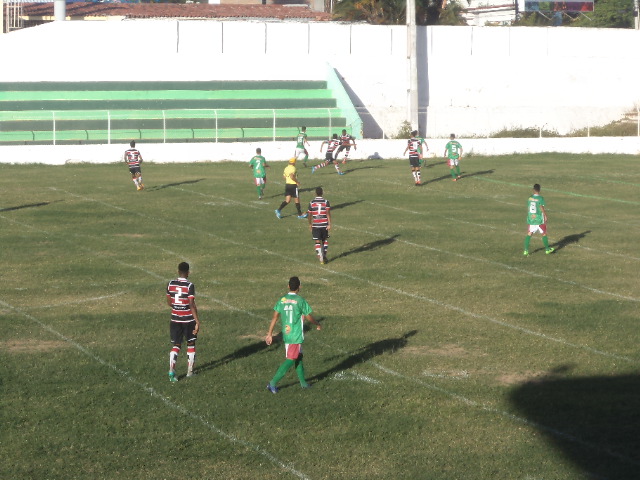 Arcoverde LW fica no empate com sub-20 do Santa Cruz