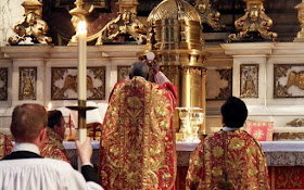 Cardinal Sarah ad orientem