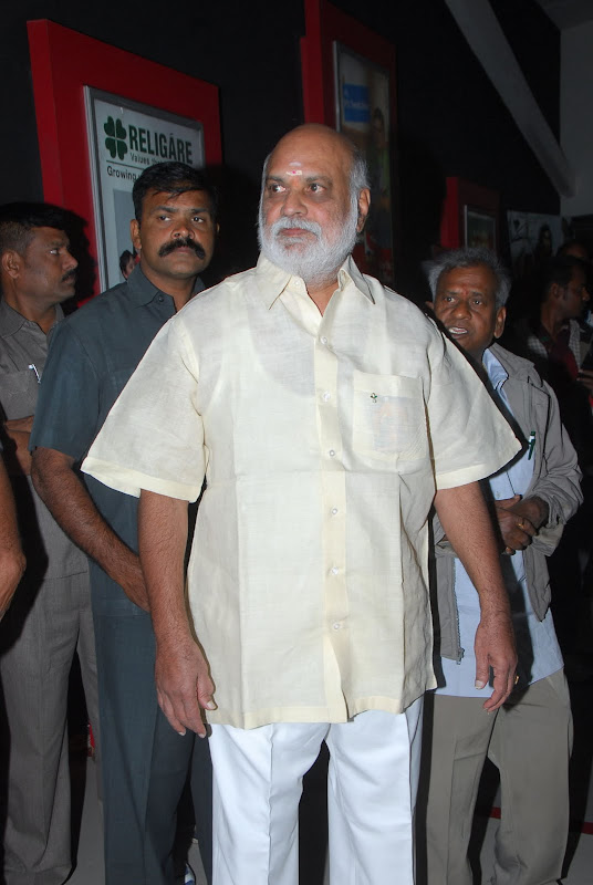 Photos South Tollywood Celebrities at Anaganaga O Dheerudu Premier Show film pics