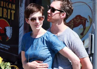 Anne Hathaway Husband Adam Shulman 2012