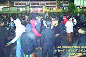 Polsek Batukliang bersama Warga Tutup Paksa Cafe Tuak di wilayah Batukliang
