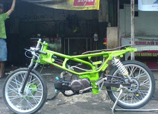 Modifikasi motor Honda grand