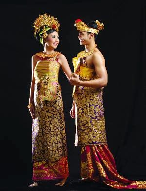 about fashion Pakaian Adat Nusantara