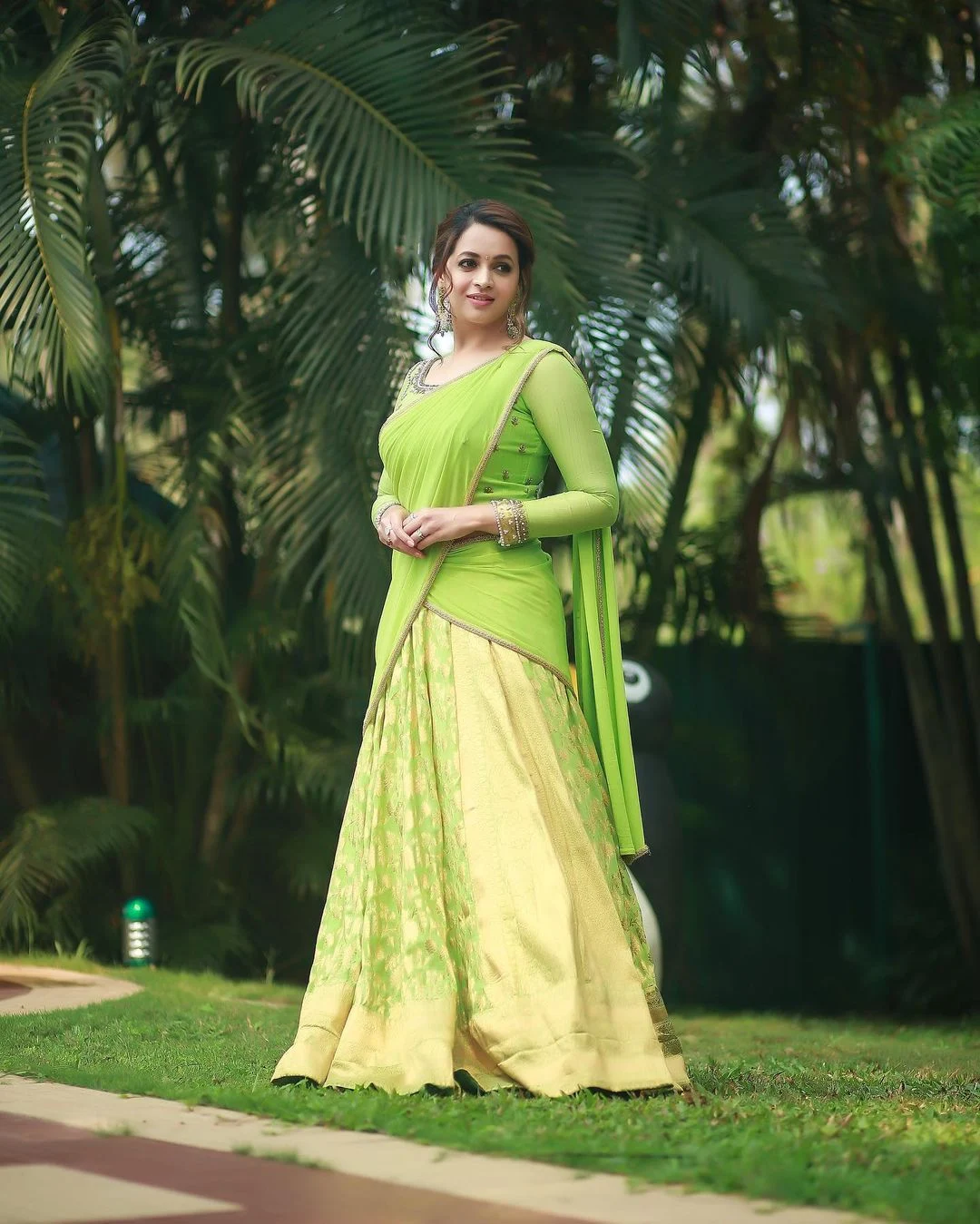 Actress bhavana Menon in Green Half Saree Photoshoot