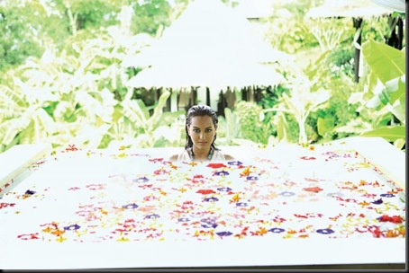 sonakshi-sinha-asia-spa-02