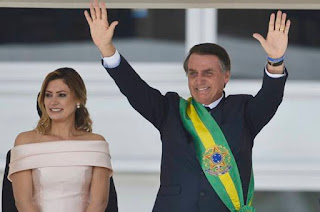 http://vnoticia.com.br/noticia/3361-posse-presidencial-bolsonaro-defende-fim-da-corrupcao-de-privilegios-e-de-vantagens