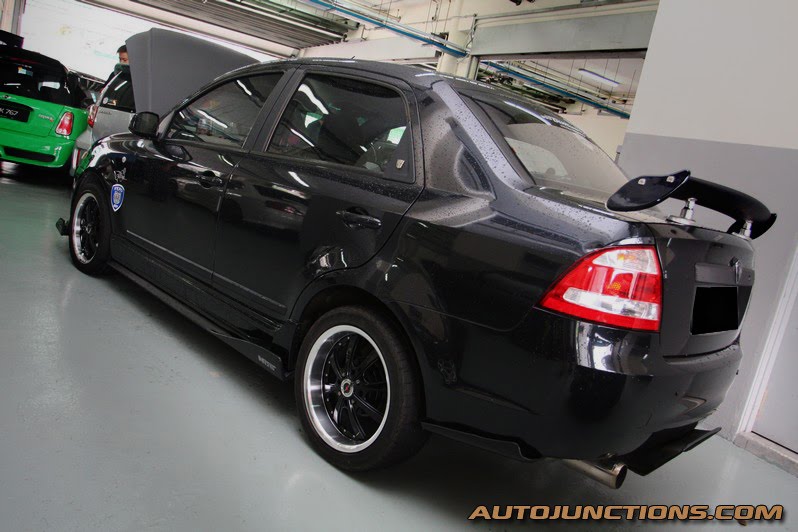 PROTON SAGA BLM CLUB: Zerotohundred 10th anniversary auto saloon 