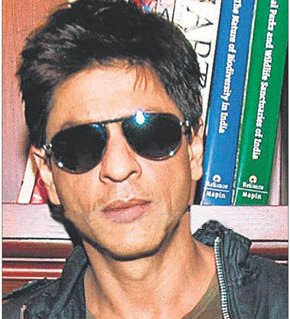 Celebs in Hollywood and Bollywood Shah Rukh In New Avatar 